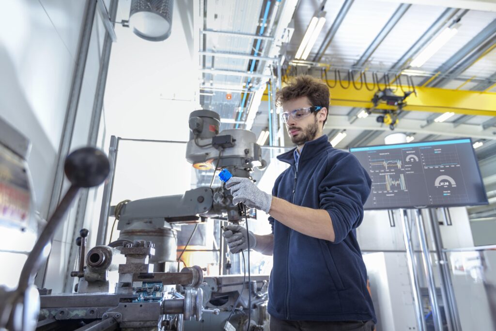 Es bueno hacer una ingeniería en línea