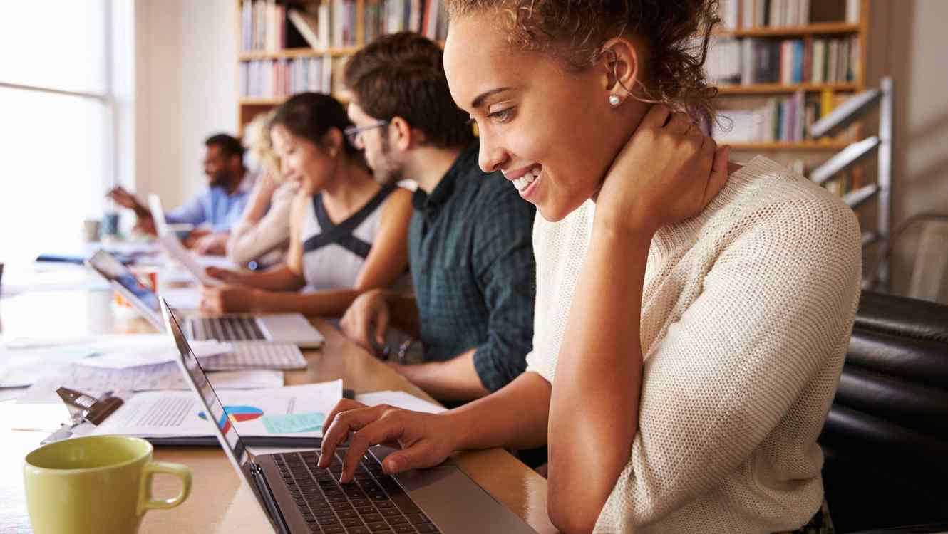 Las Mejores Carreras Universitarias que Puedes Estudiar en Línea
