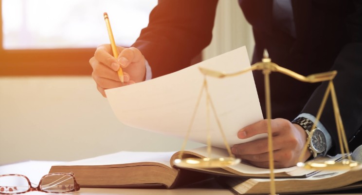 10 razones para estudiar derecho
